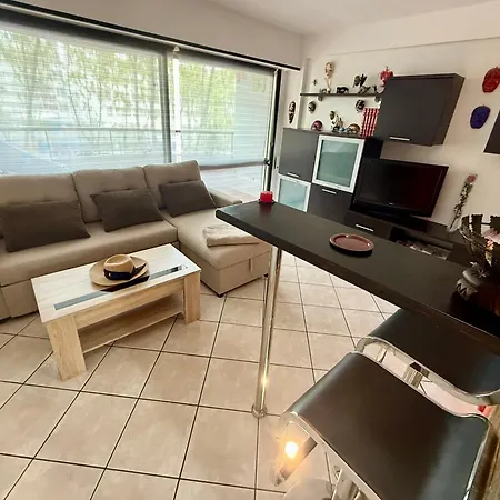 Salouru Apartment *